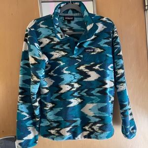 Patagonia Synchilla Snap Trout Tales